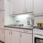 2 Bedroom Awesome In Lejlighed