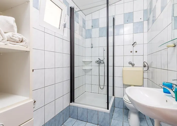 2 Bedroom Awesome In Apartmán